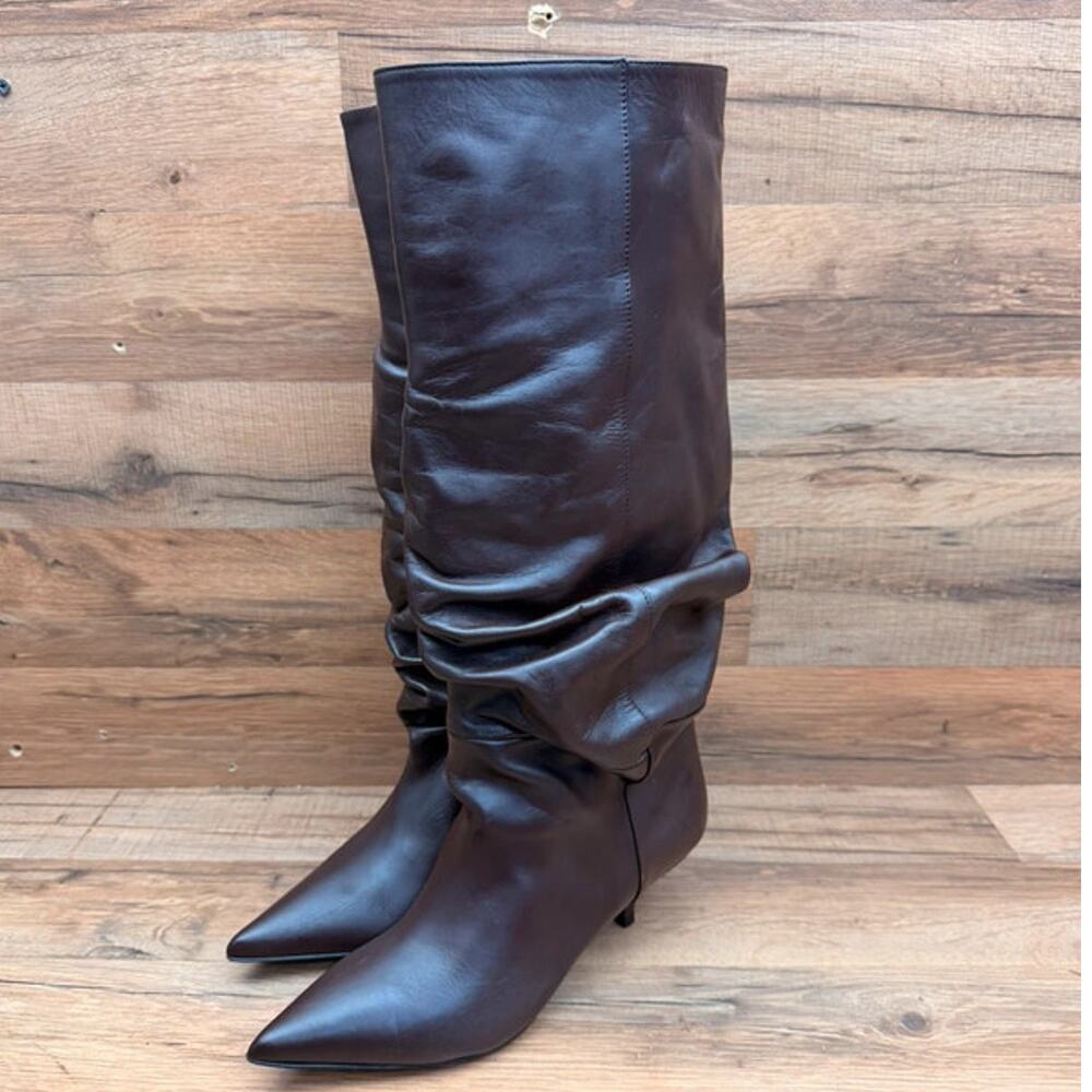 Atelier Vince Camuto Wo's size 7.5 EU38.5 Slouchy Boot Pointed Toe Stiletto Heel